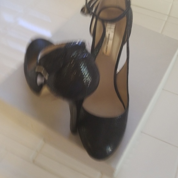 Shoes - Picture 2 of 3